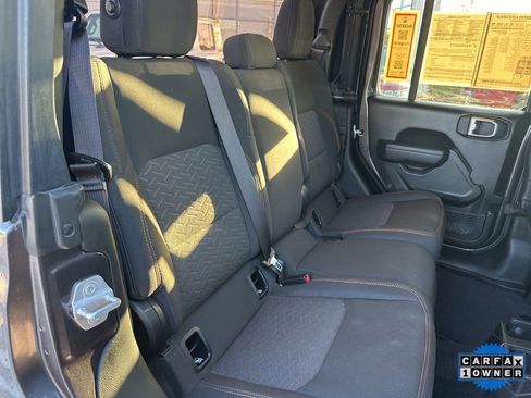 Used 2023 Jeep Gladiator Mojave w/ Cold Weather Group image 45