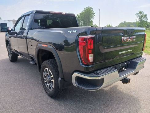 Used 2024 GMC Sierra 2500 SLE w/ SLE Value Package AWD/4WD image 4