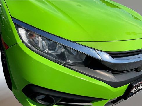Used 2018 Honda Civic EX-T image 28