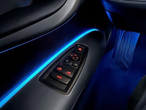 Used 2016 BMW i8 image 19