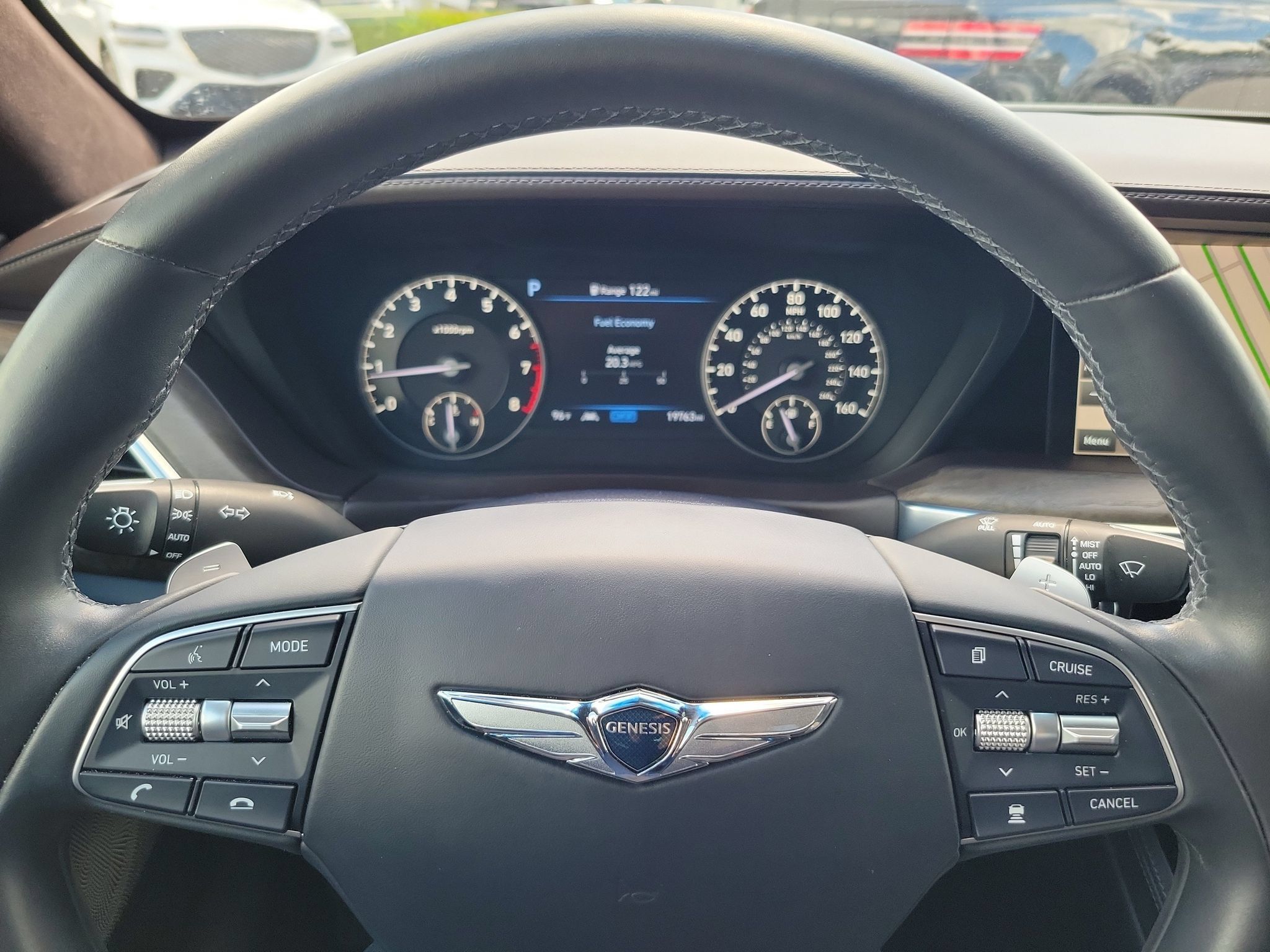 Used 2020 Genesis G90 3.3T Premium RWD image 23