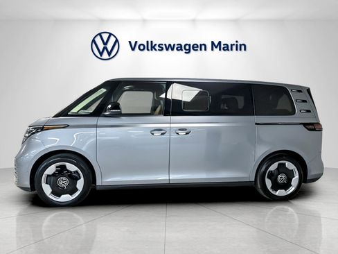 New 2025 Volkswagen ID. Buzz Pro S image 2