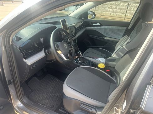 Used 2024 Volkswagen Taos S image 13