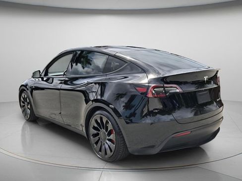 Used 2023 Tesla Model Y Performance AWD/4WD image 8