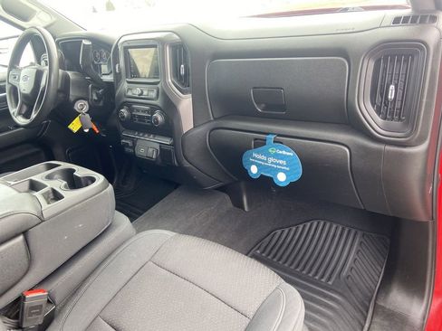 Used 2019 Chevrolet Silverado 1500 Custom Trail Boss w/ Custom Convenience Package image 28