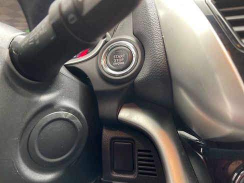 Used 2024 Mitsubishi Eclipse Cross SE image 16