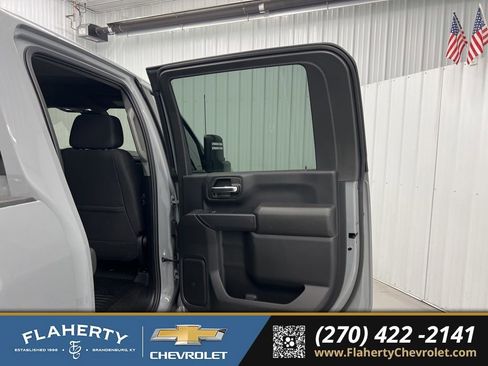 Used 2025 Chevrolet Silverado 2500 Custom w/ Custom Value Package image 12