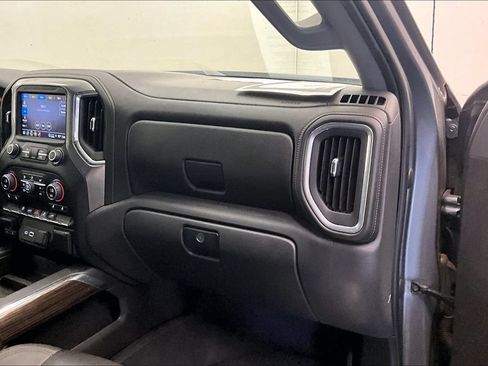 Used 2022 Chevrolet Silverado 1500 LT Trail Boss w/ Convenience Package II AWD/4WD image 15