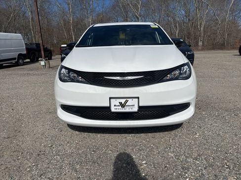 New 2026 Chrysler Voyager LX FWD image 3