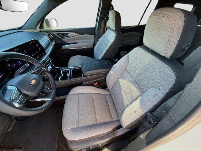 Used 2026 Chevrolet Traverse LT w/ Driver Confidence Package FWD image 22