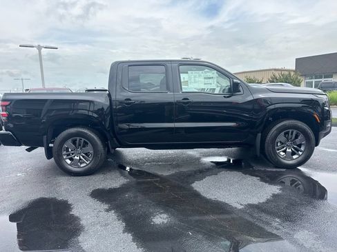 New 2026 Nissan Frontier SV w/ All-Weather Content Package AWD/4WD image 7