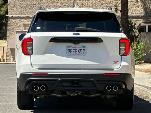 Certified 2023 Ford Explorer ST w/ Equipment Group 401A AWD/4WD image 4