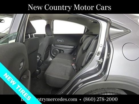 Used 2017 Honda HR-V LX image 13
