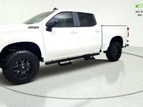 Used 2019 Chevrolet Silverado 1500 RST AWD/4WD image 4