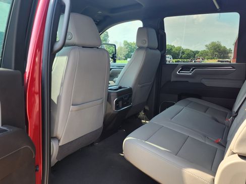 Certified 2025 Chevrolet Silverado 2500 LTZ w/ LTZ Convenience Package AWD/4WD image 8