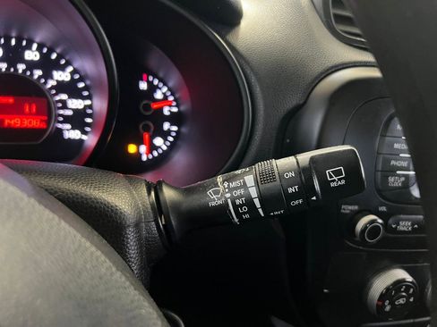 Used 2015 Kia Soul image 31