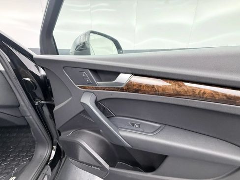 Used 2018 Audi Q5 2.0T Premium Plus AWD/4WD image 10