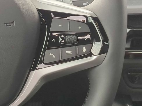 Used 2025 BMW 330i xDrive Sedan w/ Convenience Package image 27