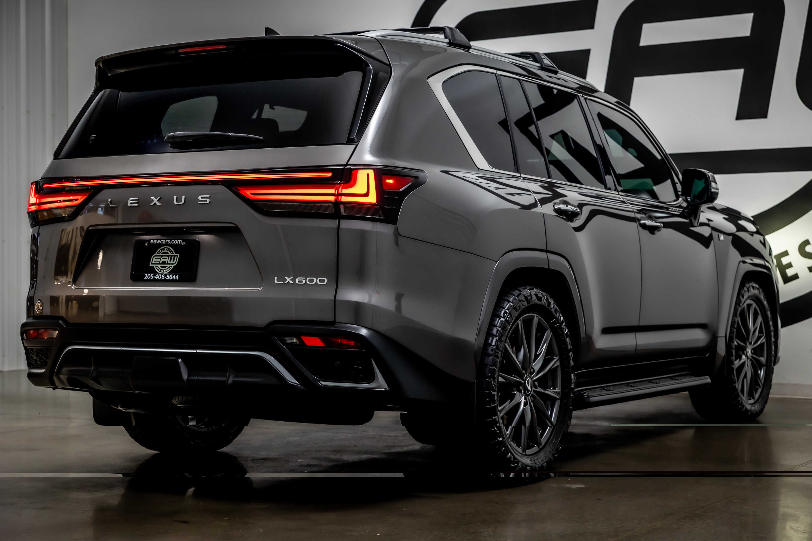 Used 2024 Lexus LX 600 F Sport AWD/4WD image 34