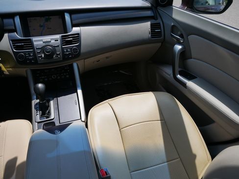 Used 2010 Acura RDX SH-AWD w/ Technology Package image 11