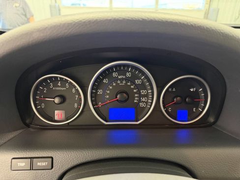 Used 2010 Hyundai Veracruz GLS image 28