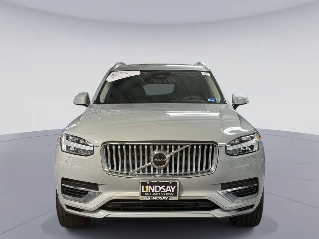 Used 2025 Volvo XC90 T8 Plus w/ Protection Package Premier AWD/4WD image 8