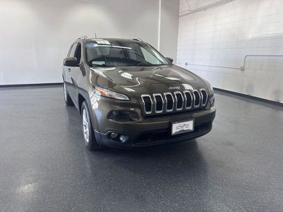 Used 2015 Jeep Cherokee Latitude w/ Comfort/Convenience Group
