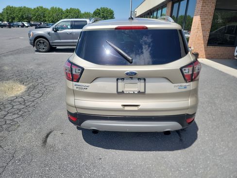 Used 2017 Ford Escape Titanium AWD/4WD image 8