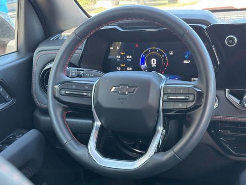 New 2025 Chevrolet Colorado Z71 w/ Midnight Edition image 32