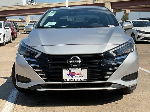 New 2025 Nissan Versa SV w/ Trunk Package image 3