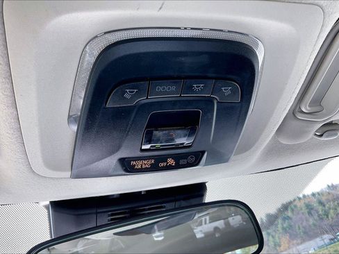 Used 2024 Toyota Corolla LE FWD image 32