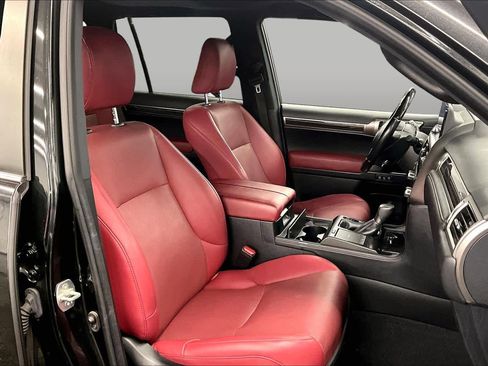 Used 2022 Lexus GX 460 Premium w/ Accessory Package AWD/4WD image 9