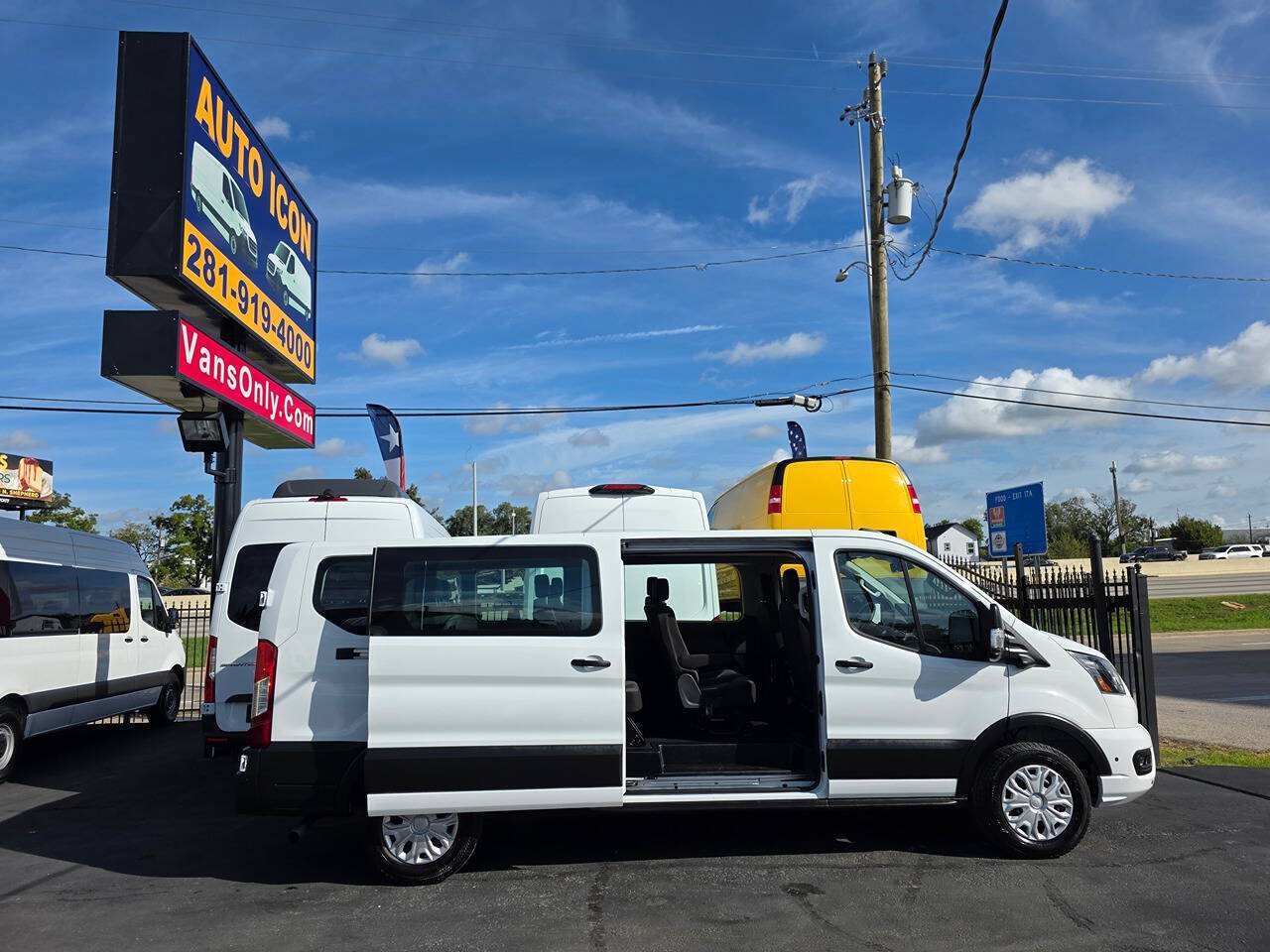 Used 2026 Ford Transit 350 XLT RWD image 5