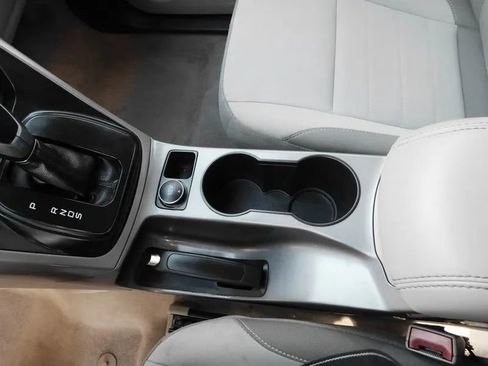 Used 2014 Ford Escape SE image 32