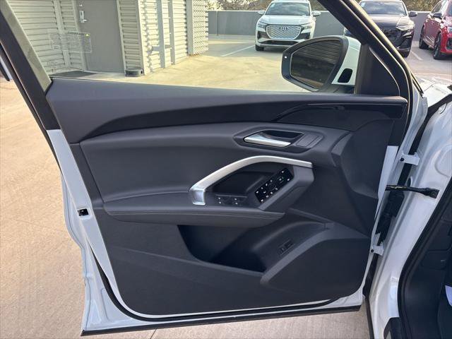 Certified 2025 Audi Q5 Premium w/ Convenience Package AWD/4WD image 10