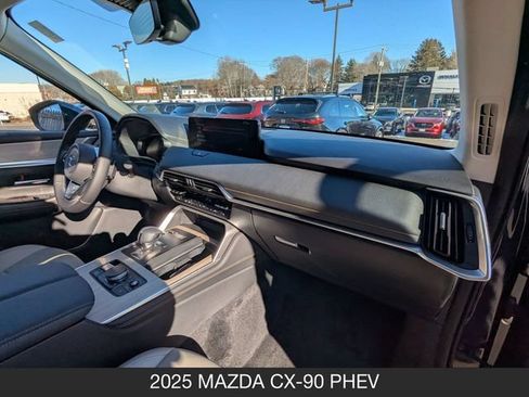 Used 2025 MAZDA CX-90 Plug-In Hybrid w/ Preferred AWD/4WD image 26