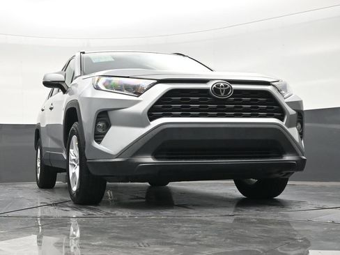 Used 2021 Toyota RAV4 XLE FWD image 26