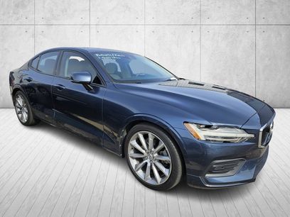 Used 2020 Volvo S60 T5 Momentum