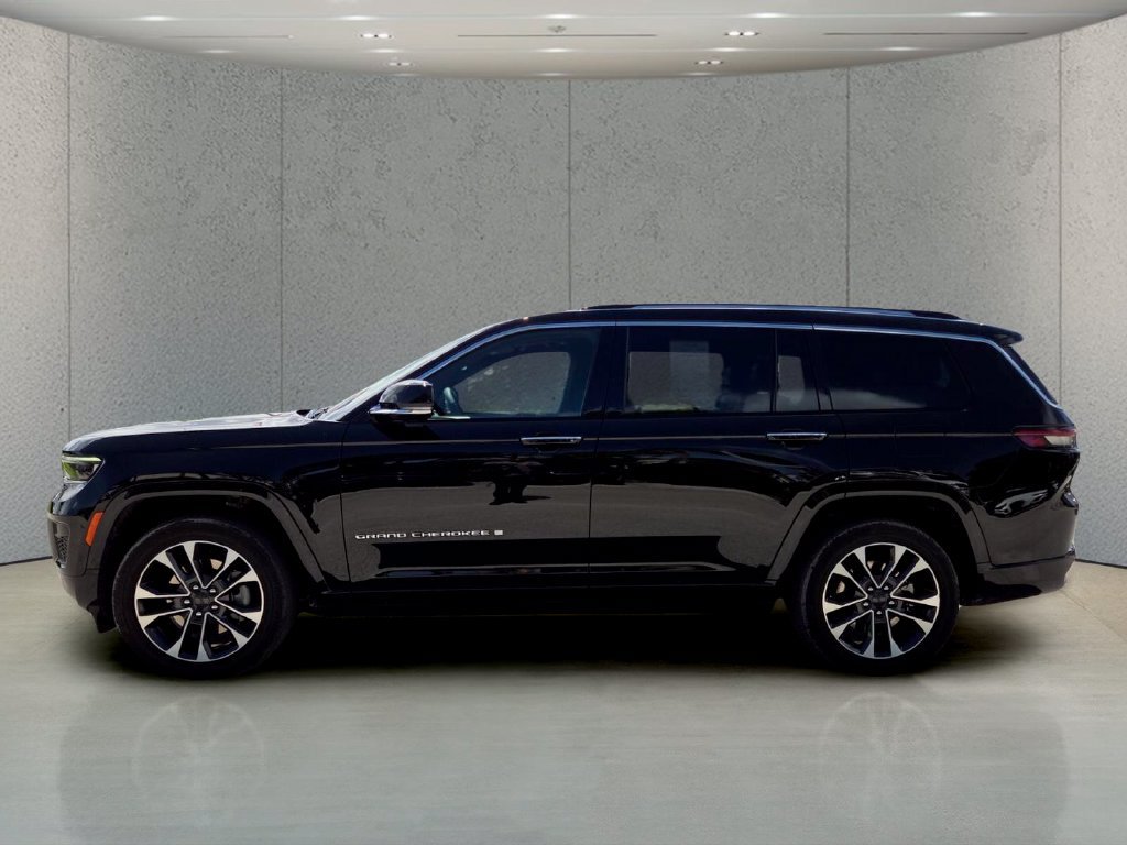 Used 2023 Jeep Grand Cherokee L Overland AWD/4WD image 10
