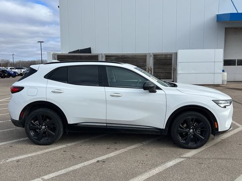 Used 2023 Buick Envision Essence w/ Technology Package I image 7