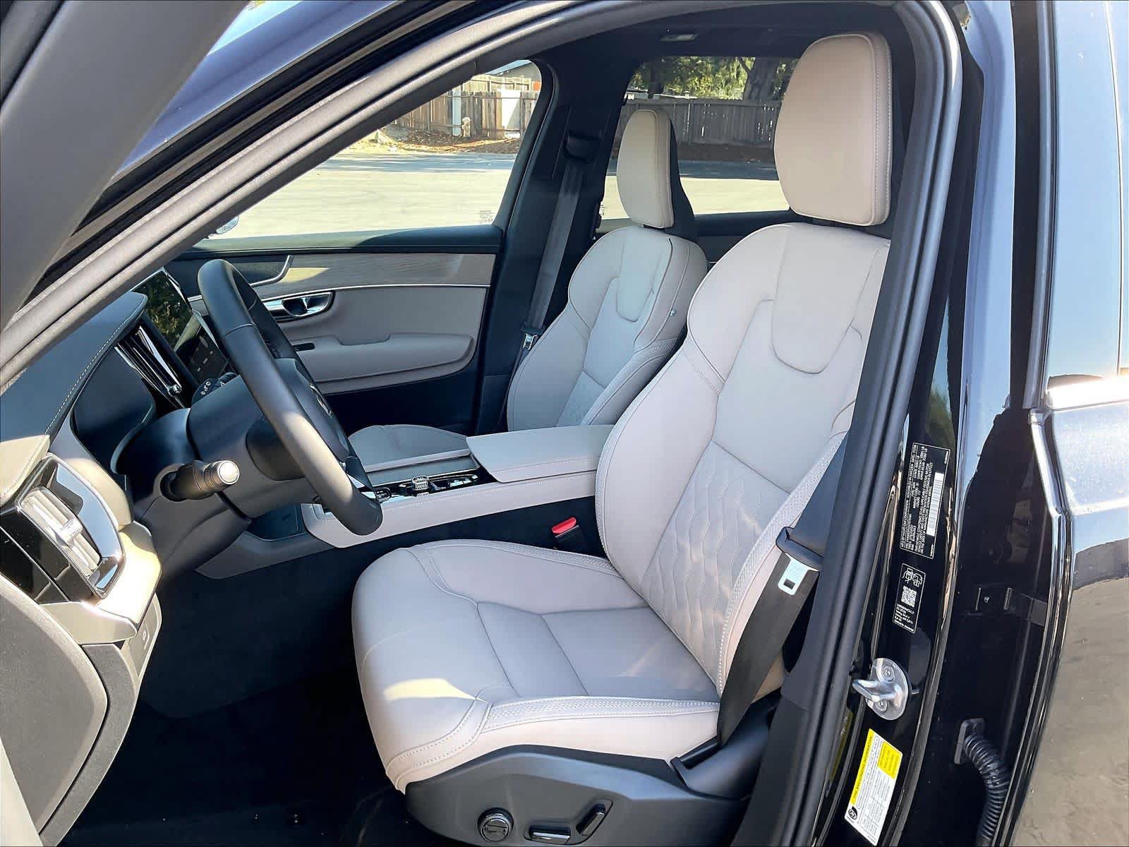 New 2027 Volvo XC90 B5 Core AWD/4WD image 11