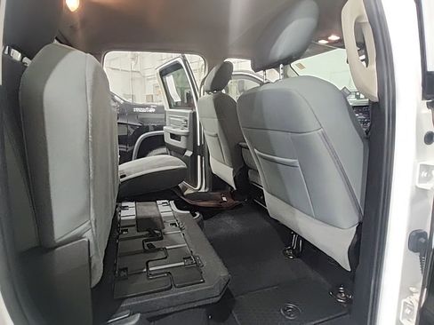 Used 2019 RAM 1500 Big Horn AWD/4WD image 30