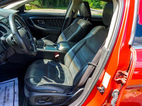 Used 2010 Ford Taurus SHO image 20