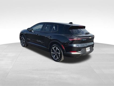 Certified 2025 Chevrolet Equinox EV LT FWD image 8