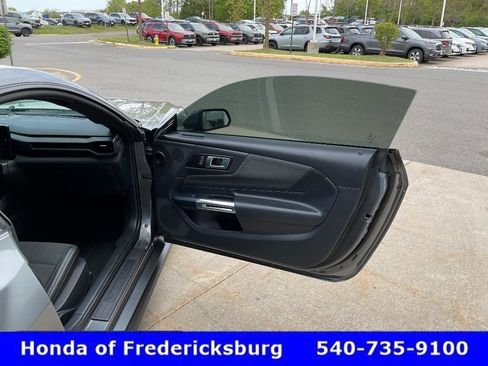 Used 2025 Ford Mustang Coupe image 17