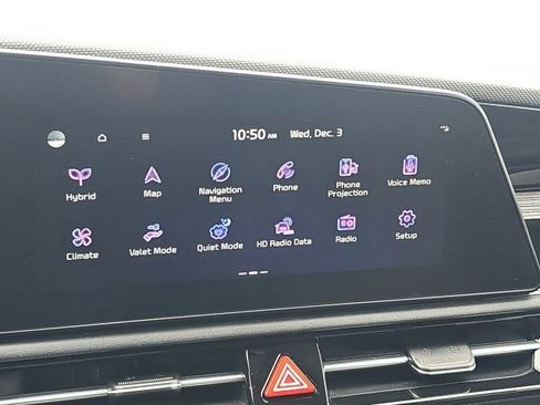 Certified 2024 Kia Niro EX Touring image 21