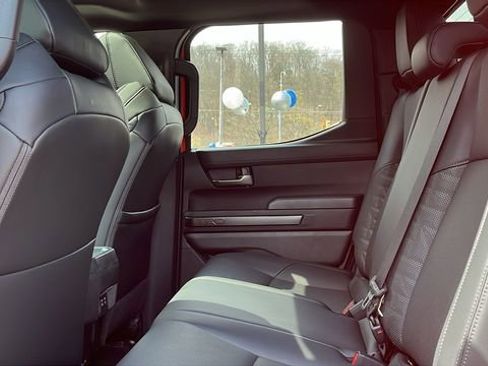 Used 2024 Toyota Tacoma TRD Sport image 21