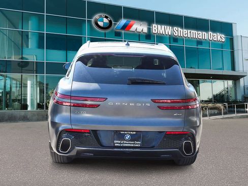 Used 2023 Genesis GV70 2.5T w/ Select Package image 5