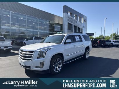Used 2019 Cadillac Escalade ESV Luxury