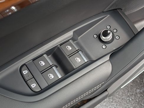 Used 2023 Audi Q5 2.0T Premium Plus w/ Premium Plus Package image 16